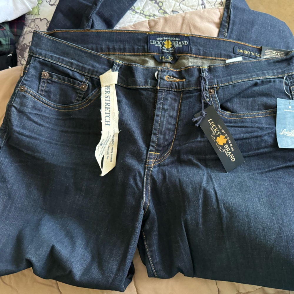 Lucky Brand Women's 32 x 30 Medium Wash Straight Leg Denim Jeans - NWT